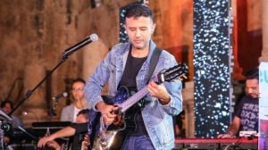 حمزة نمرة: كل مَن حولي يتعبون معي في اختيار الأغاني