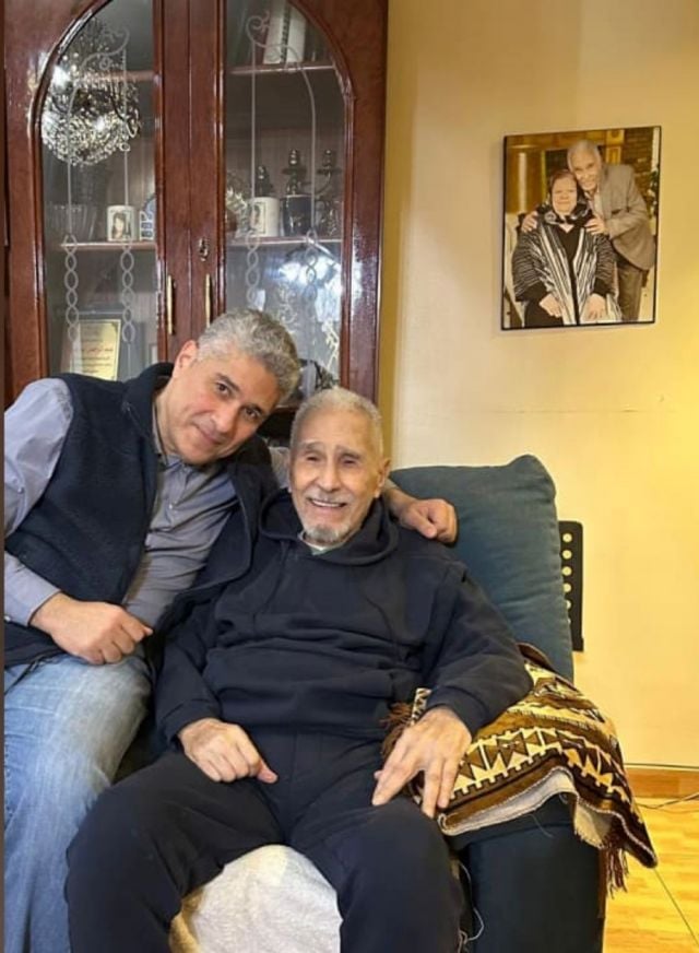 عبد الرحمن أبو زهرة مع ابنه