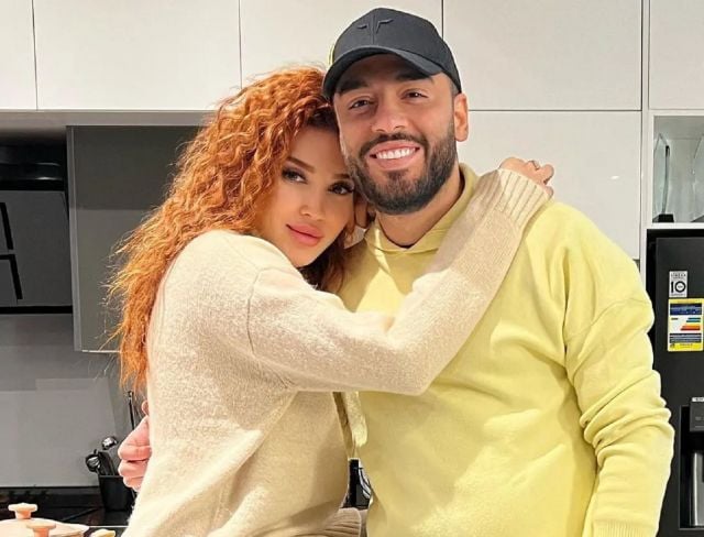 ناريمان زوجة رامي جمال تعلن عودتها للغناء بعد اعتزال سنوات (فيديو)