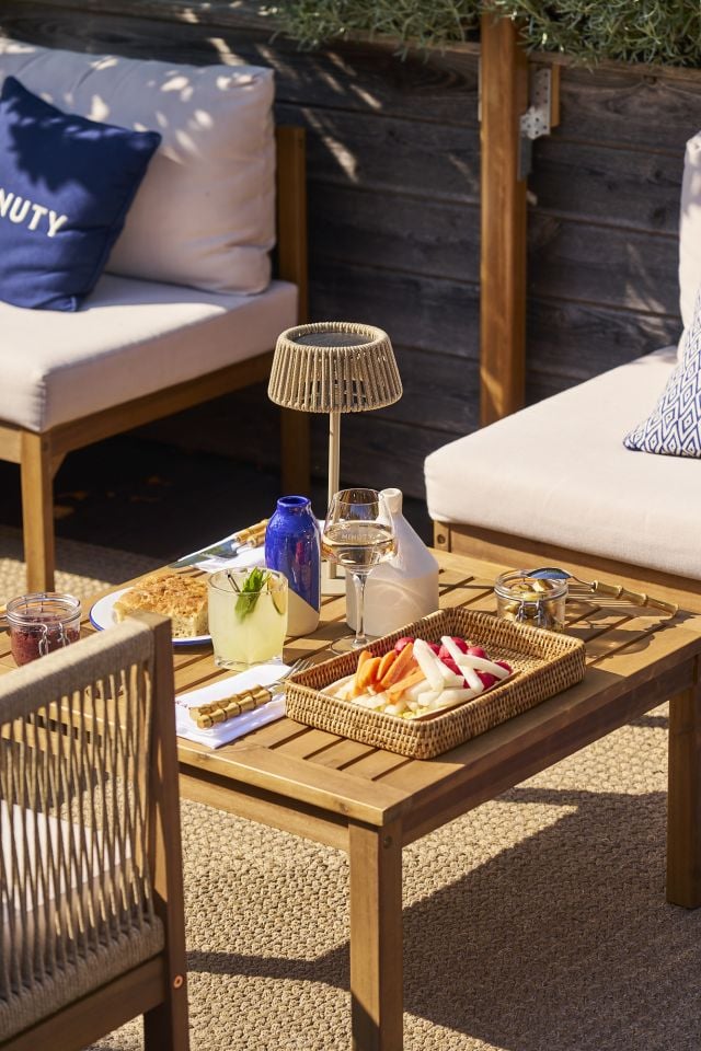 سطح فيلا مينوتي 