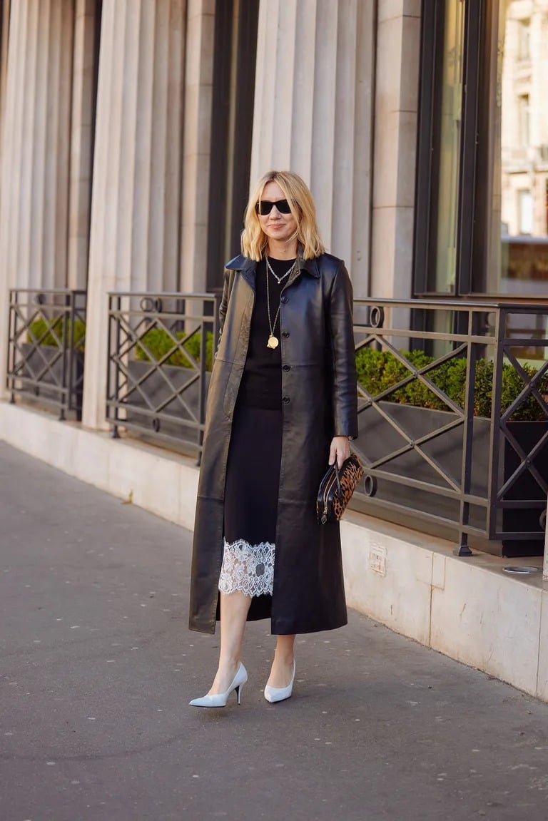 تنورة مع الدانتيل