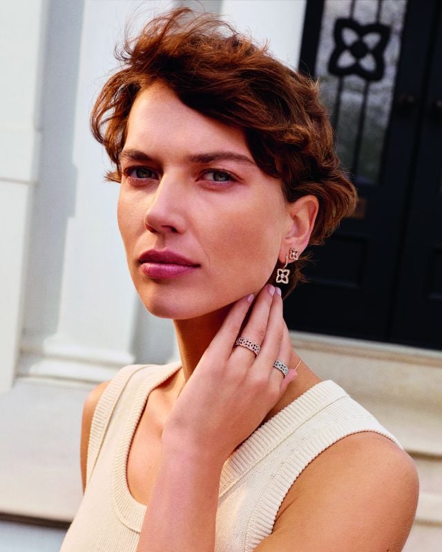 من مجموعة مجوهرات لوتس من دي بيرز