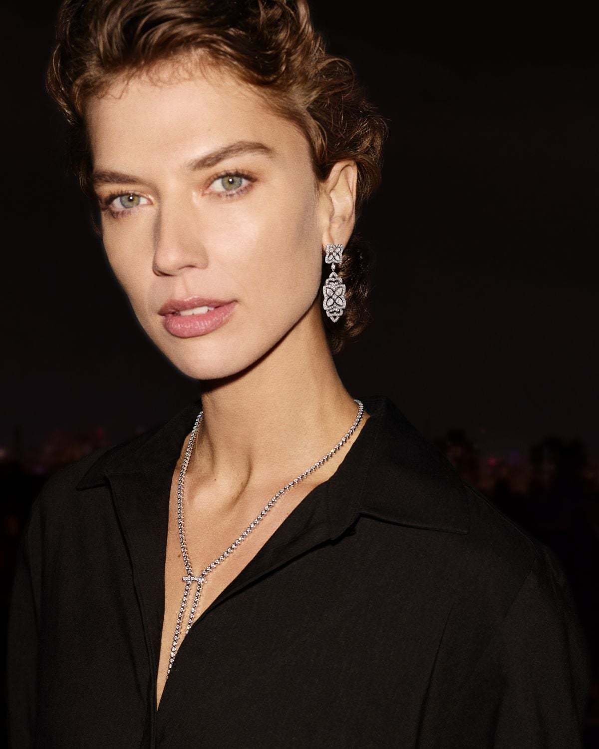 دار De Beers تعيد تقديم مجموعة اللوتس الأيقونية برؤية متجددة