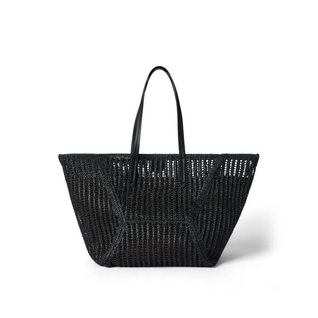 حقيبة BC Duo مصمّمة من قماش رافيا تكنو ومزيّنة بتطريزات المونيل