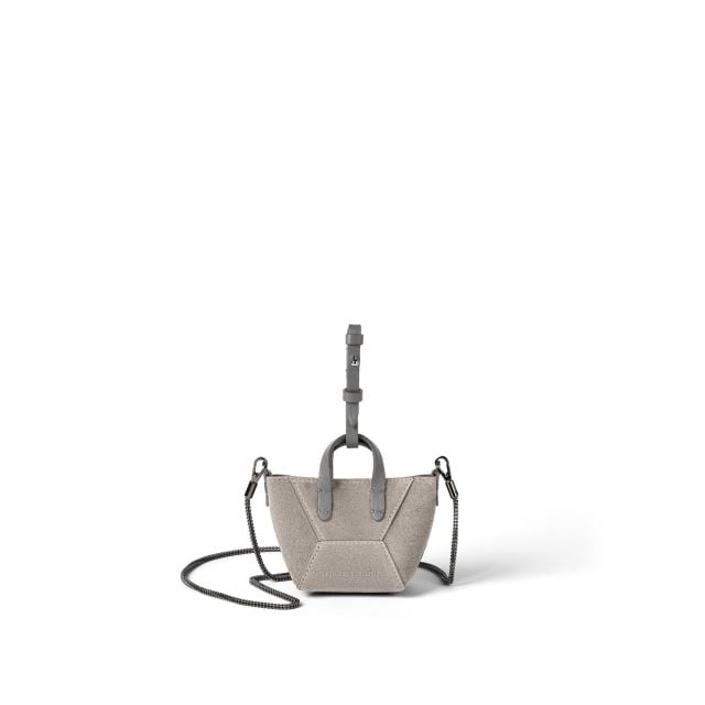 حقيبة BC Duo ميكرو مصمّمة من جلد الشامواه ومزيّنة بسلسلة ثمينة