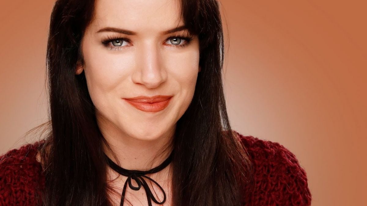 العيون المبطنة: دليل شامل لسماتها وأفضل طرق إبرازها بالمكياج