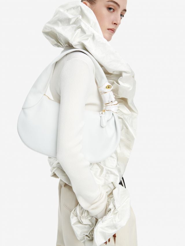 من مجموعة أزياء سكياباريلي ربيع صيف 2026