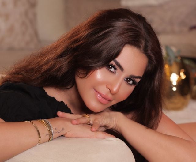  تطورات استغاثة منة فضالي بعد سرقتها من خادمتها