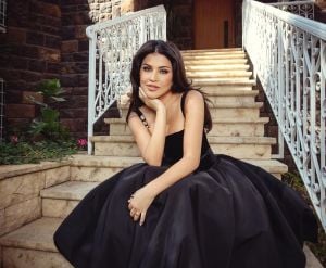 جومانا مراد تكشف لـ"لها" انعكاس "اللون الأزرق" عليها عاطفياً 