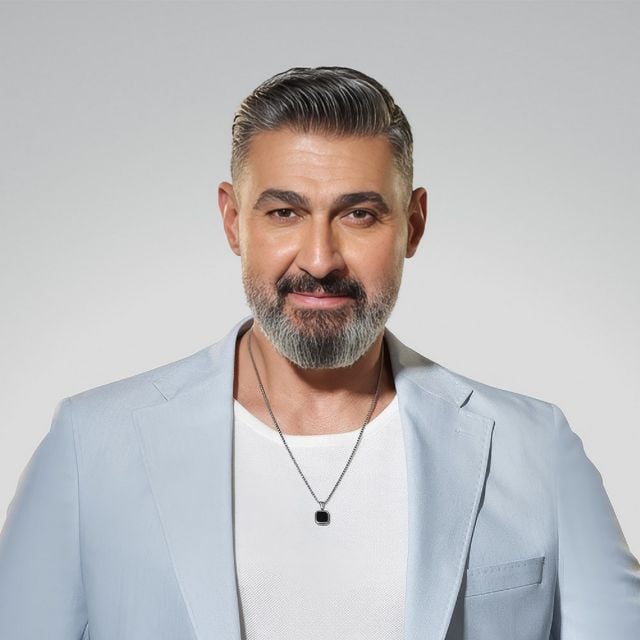 الفنان ياسر جلال