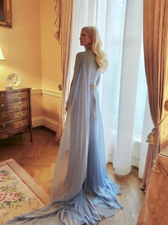 فستان إيفانكا ترامب من الخلف