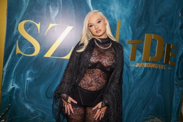 ألاباما باركر... أسلوب موضة الشارع وورطة السوشيال ميديا