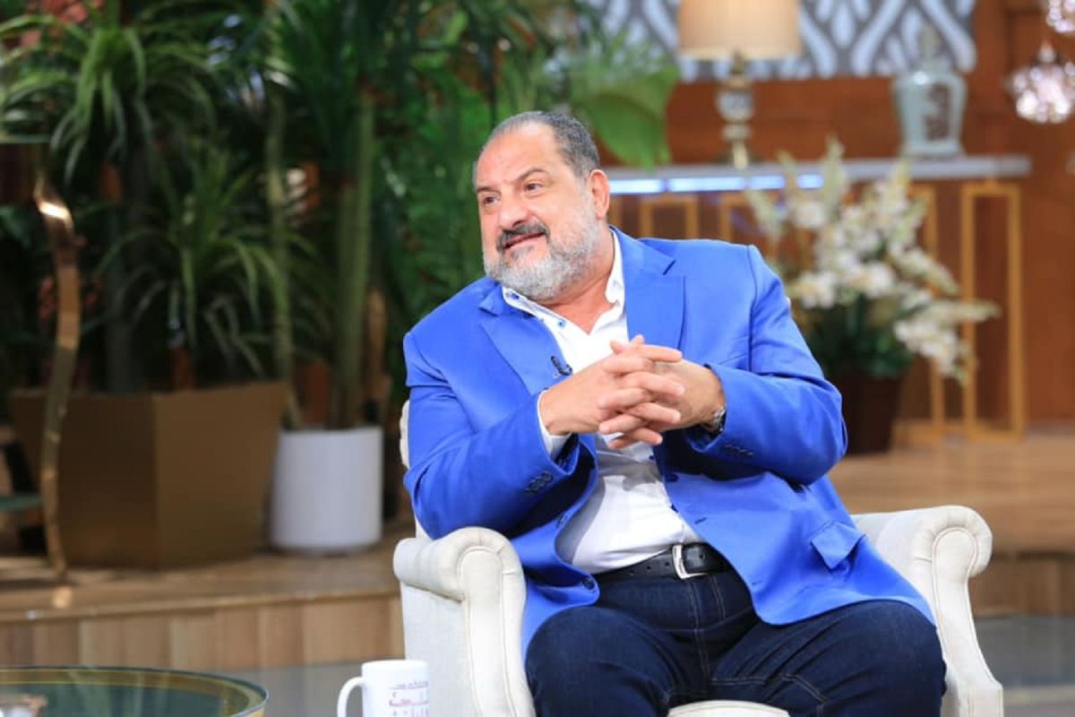 خالد الصاوي يتحدث باكياً عن تفاصيل حزينة في حياته الشخصية (فيديو)