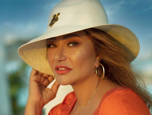 ليلى علوي توجّه رسالة إنسانية احتفالًا بيوم اليتيم