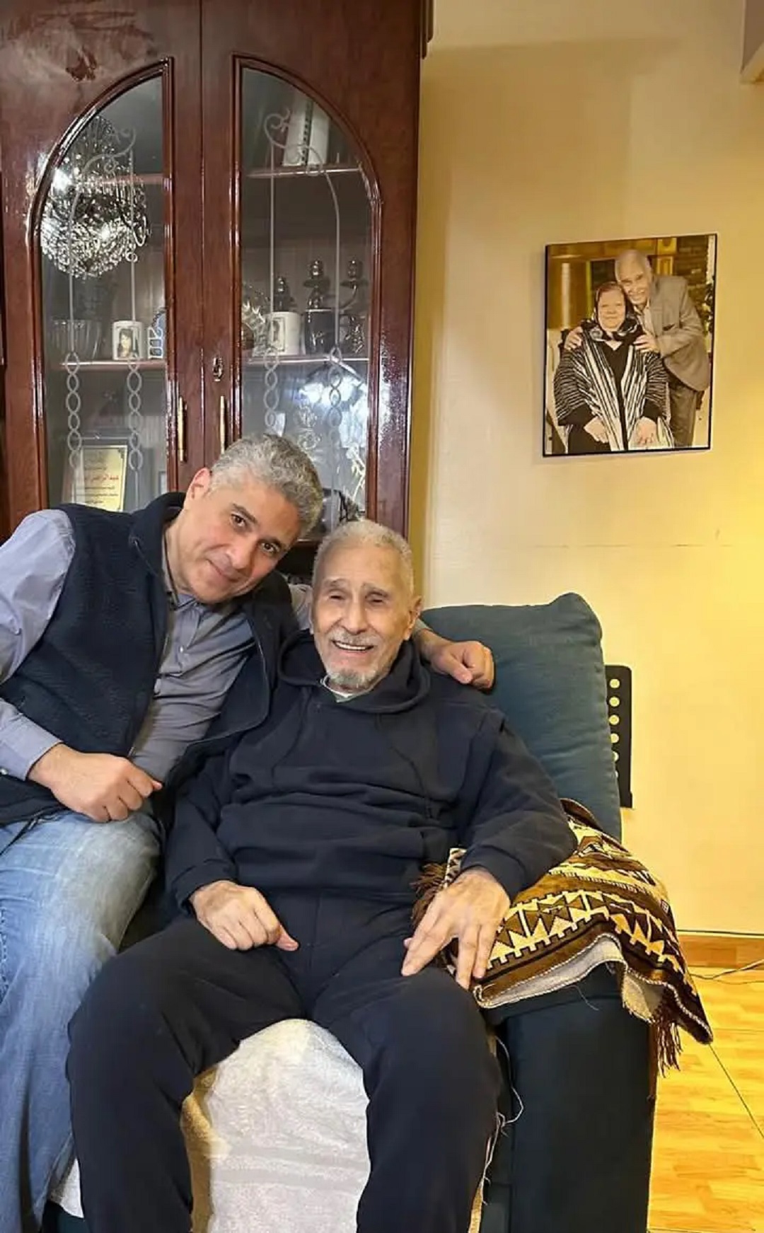 نجلا عبد الرحمن أبو زهرة يكشفان حالة والدهما الصحية