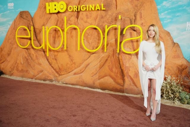 سيدني سويني على السجادة الحمراء