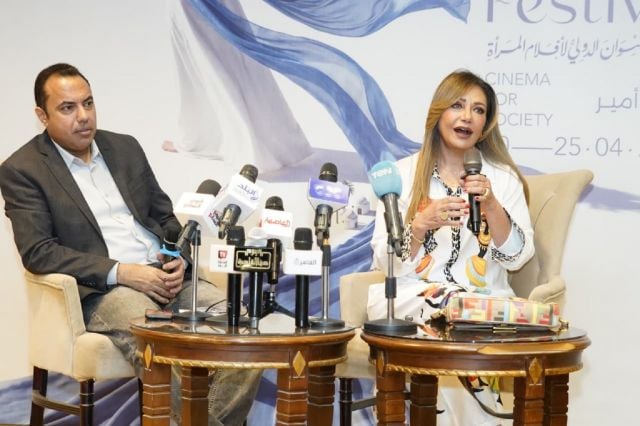 ليلى علوي تتحدث في الندوة