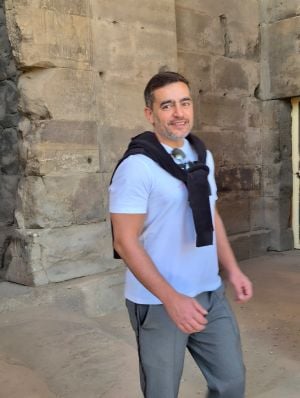  انتهاء مشكلات فيلم "الحارس" لهاني سلامة والعودة للتصوير