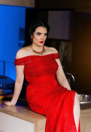  حورية فرغلي: أنا لستُ مسؤولة عما ينشر في حساباتي