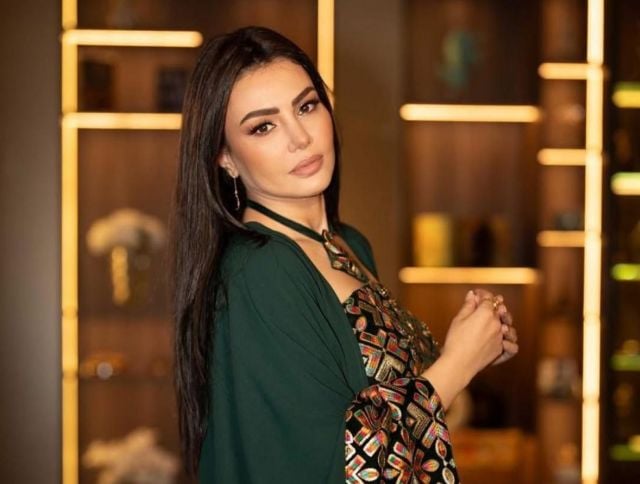 دينا فؤاد تستعين برامي صبري للكشف عن صداقتها للقاء الخميسي