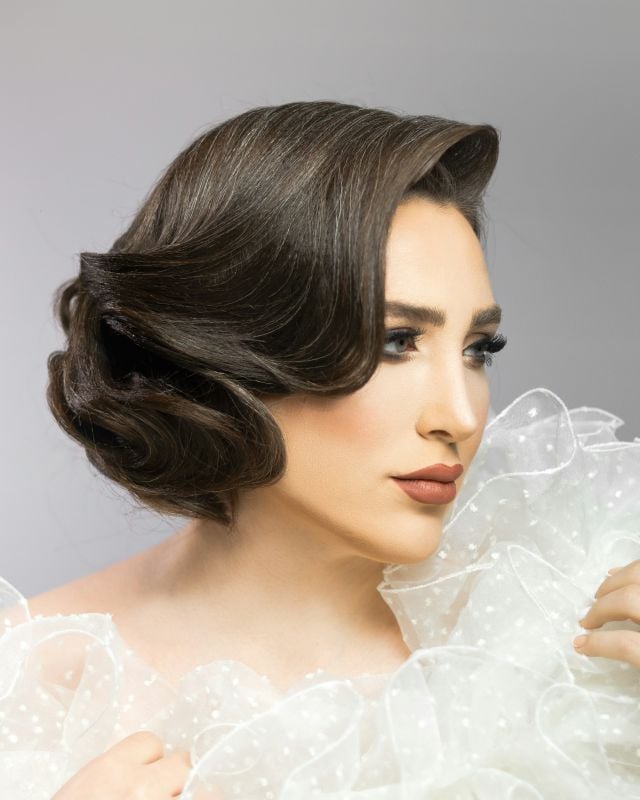 تسريحات ريترو ويفي