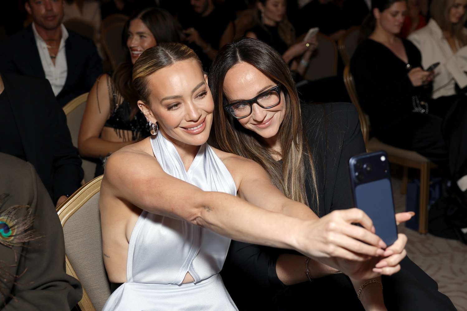 هيلاري داف وكيلسي دينيهان فيشر