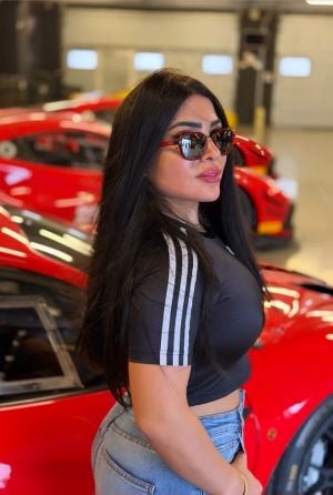  مي كمال الدين توجّه رسالة رومانسية لأحمد مكي وتحيّر المتابعين حول عودتهما