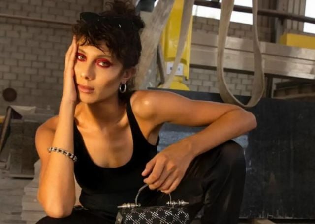 بثينة الحجار تكشف عن استغلال اسمها لجمع تبرعات بعد مشكلتها مع والدها 