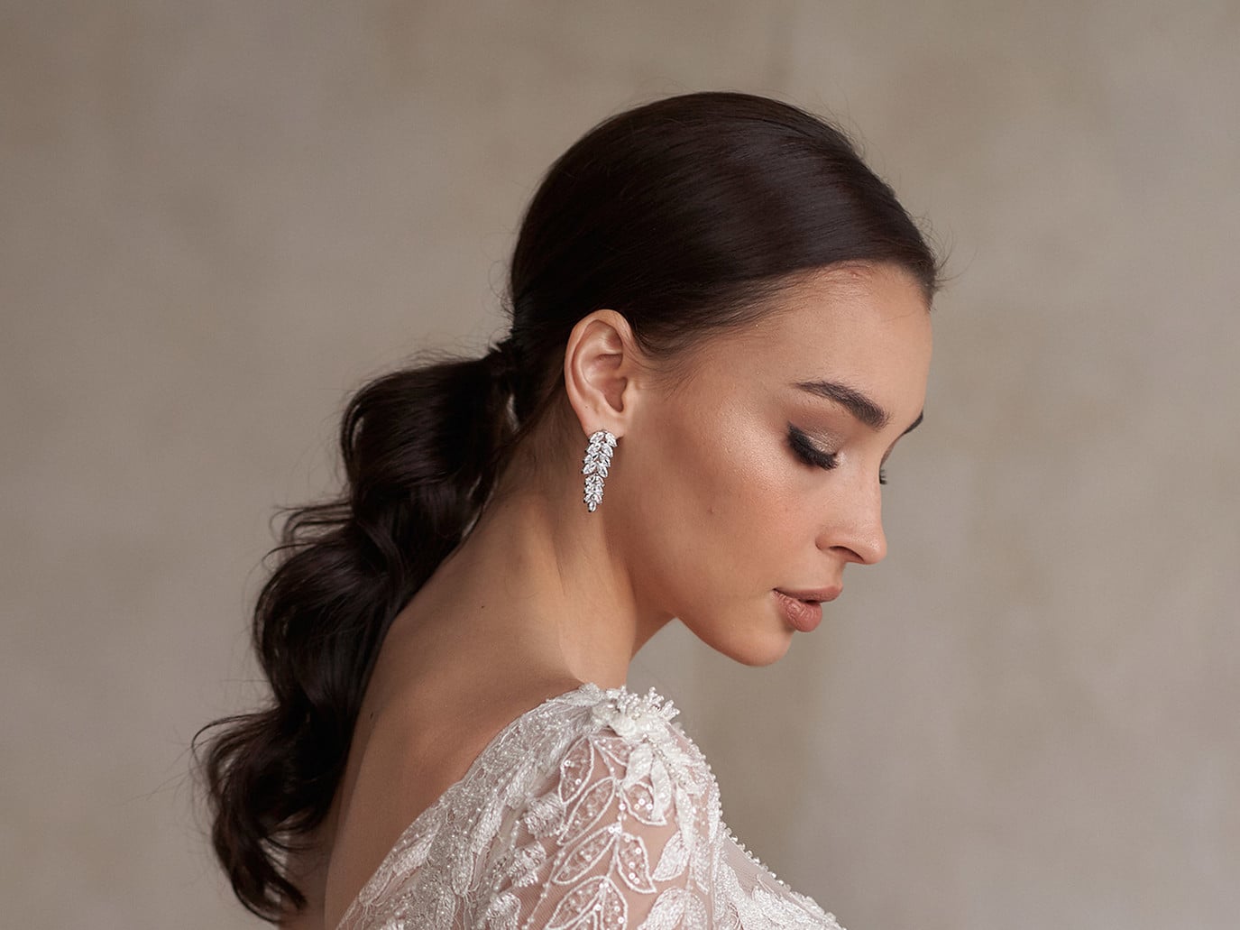 تسريحة ذيل الحصان الناعم