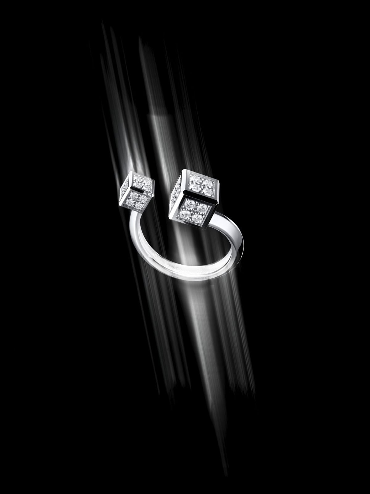 مجموعة Ice Cube من Chopard... أوجه مخفية تتكشف في الضوء
