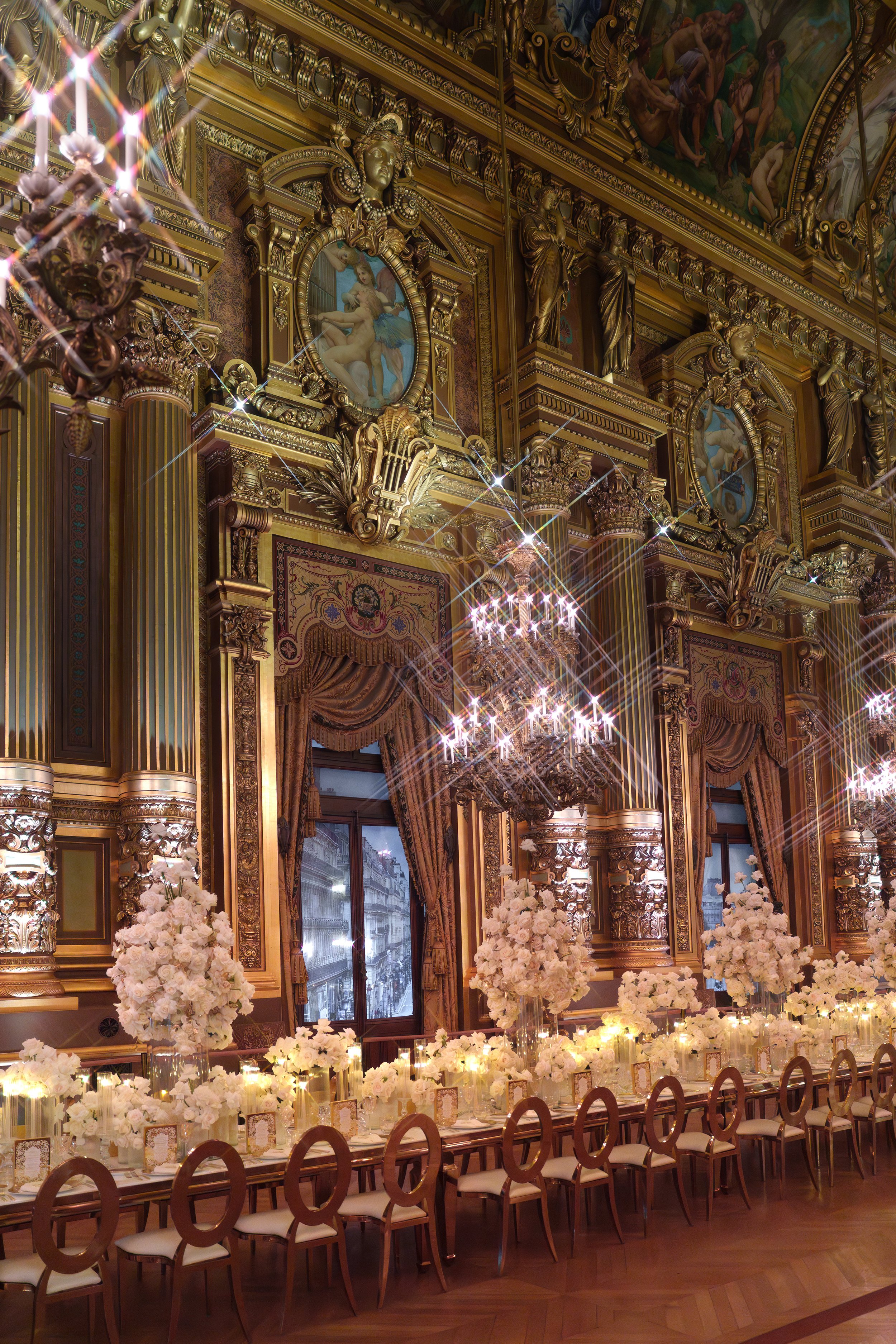 ديكورت فخمة بتفاصيل مبهرة لحفلات الزفاف