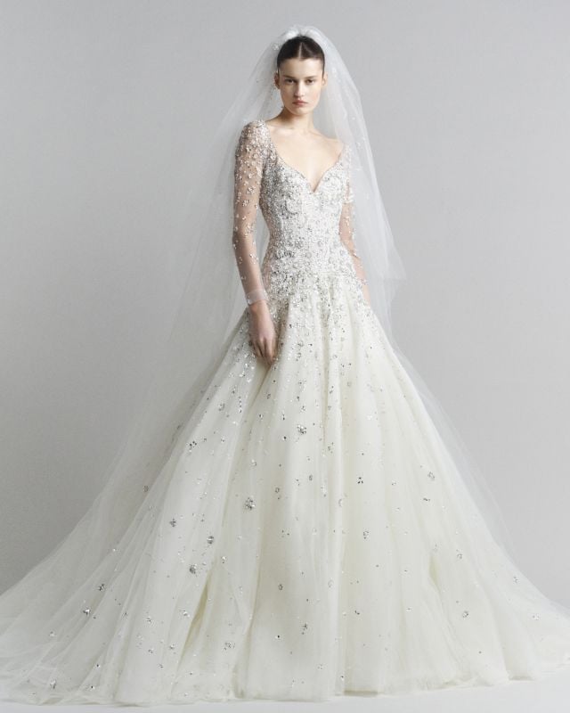 من مجموعة ELIE SAAB BRIDAL ربيع وصيف 2027