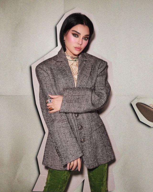 هيفاء وهبي تتألق في عيد الفصح 