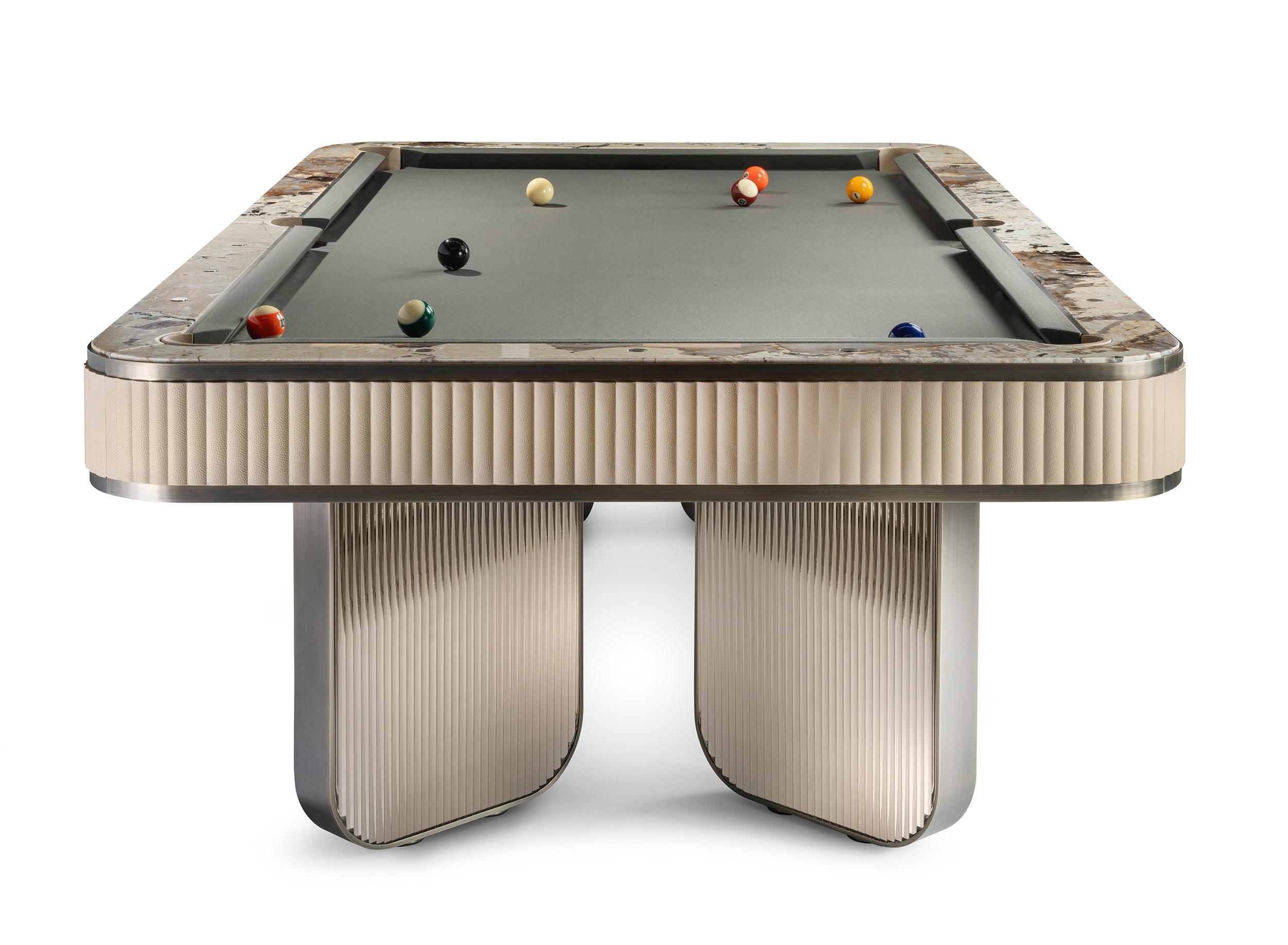 إيلي صعب × إمباتيا طاولة بلياردو