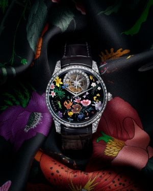 خمس ساعات جديدة من Gucci