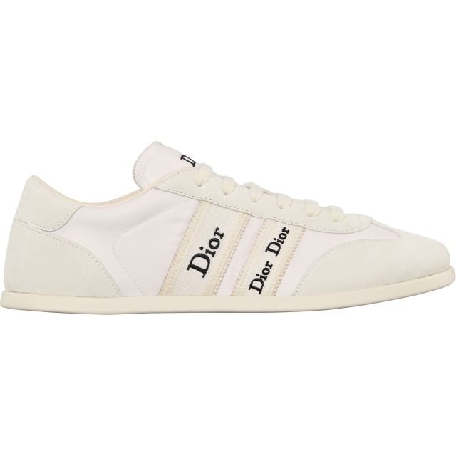 Dior Ribbon… الحذاء الرياضي الجديد 