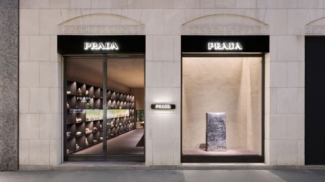 معرض Chawan Cabinet للفنان Theaster Gatesمن Prada