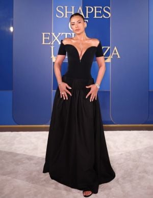 صبا مبارك في الخمسين: أناقة متزنة بروح متجددة