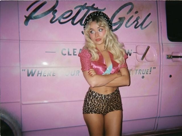 جدل كبير في مهرجان كوتشيلا بسبب  زغرودة وسابرينا كاربنتر تعتذر