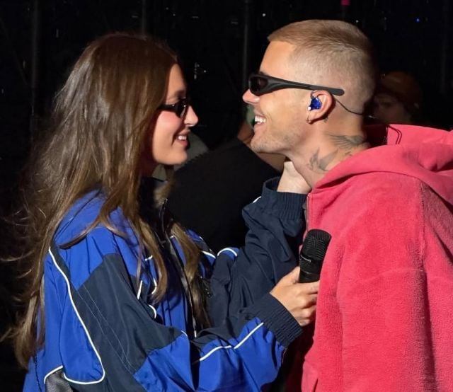 هايلي بيبر تستمتع بوقتها مع ابنها في حفل جاستن بيبر