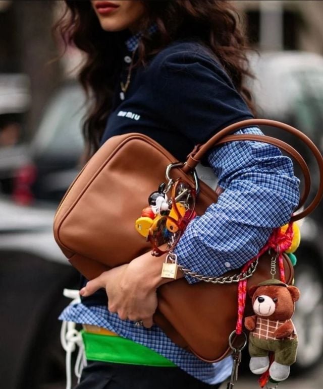 اكسسوارات الحقائب ترند الصيف