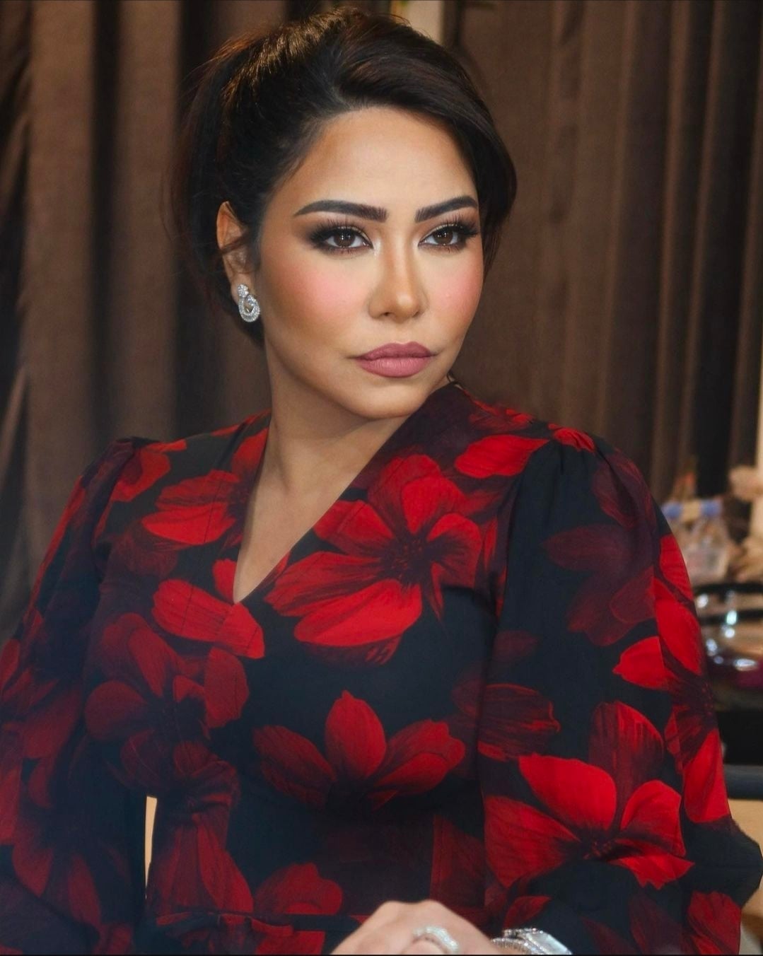 محمود الليثي يبكي على الهواء بسبب شيرين عبد الوهاب 