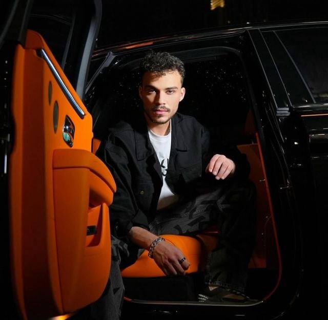 حسام السيلاوي يحدث ضجة بتصريحاته المسيئة للدين الإسلامي والرسول