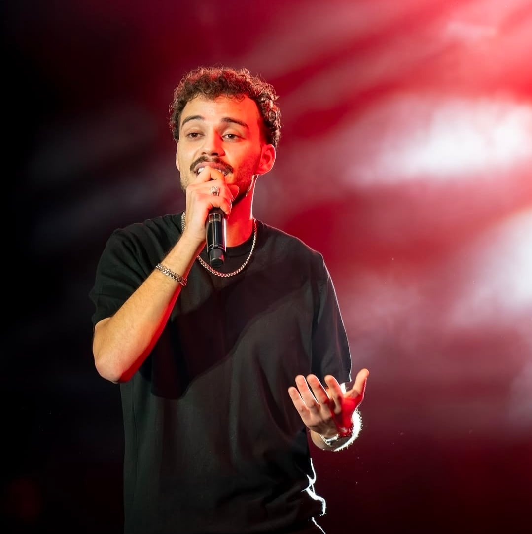 بعد قرار توقيفه... حسام السيلاوي يدافع عن نفسه ويبرر 