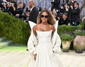 سحر اللون الأبيض يسرق الأضواء في حفل Met Gala 