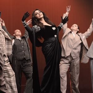 الأسود بصمة أناقة في أسلوب أحلام