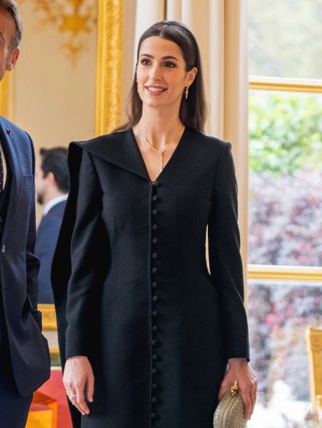 البساطة الفاخرة في إطلالات الأميرة رجوة