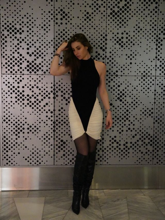 فستان أنابيلا هلال الضيّق يبرز أناقتها بتنسيق لوني لافت