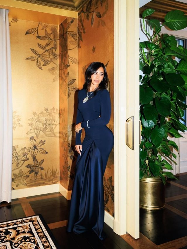 زوجة ليونيل ميسي أنتونيلا روكوزو تضج أنوثةً مع Tiffany & Co