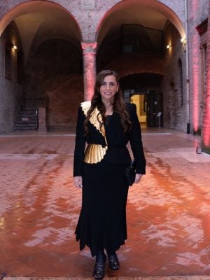 الشيخة بدور القاسمي تتألق بإطلالة فاخرة في جوائز Publisher 2026